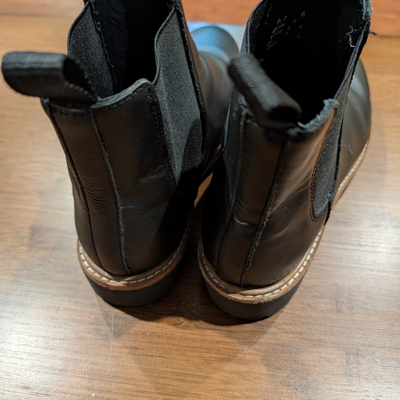 Nisolo Go-To Lug Chelsea Boot 2.0 Size 7.5 - Picture 9 of 10